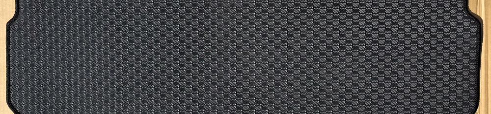 後部座席のマットにはフックがない